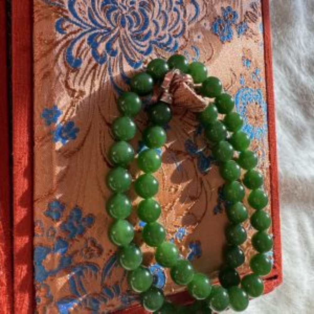 10mm Rich Green Nephrite Bead Necklace - Image 4