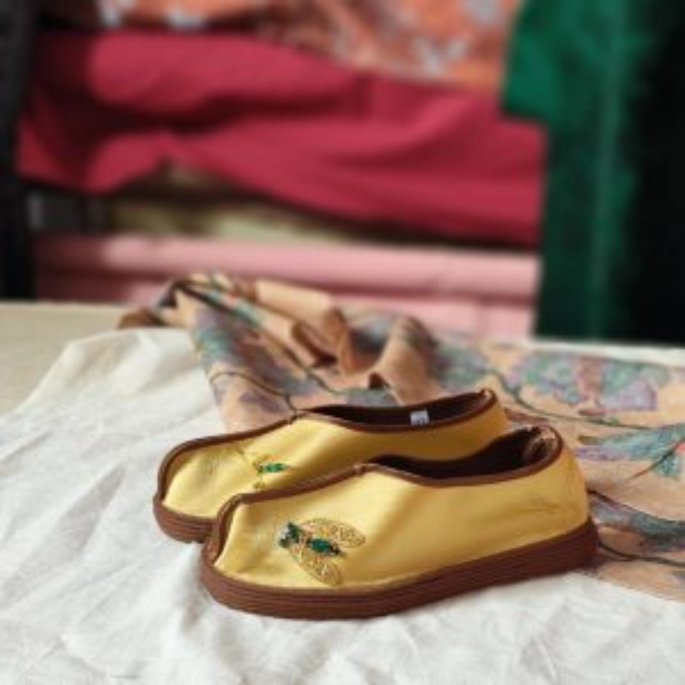 “Elysian Walkers” Thousand-Layer Sole Silk Shoes - Image 8