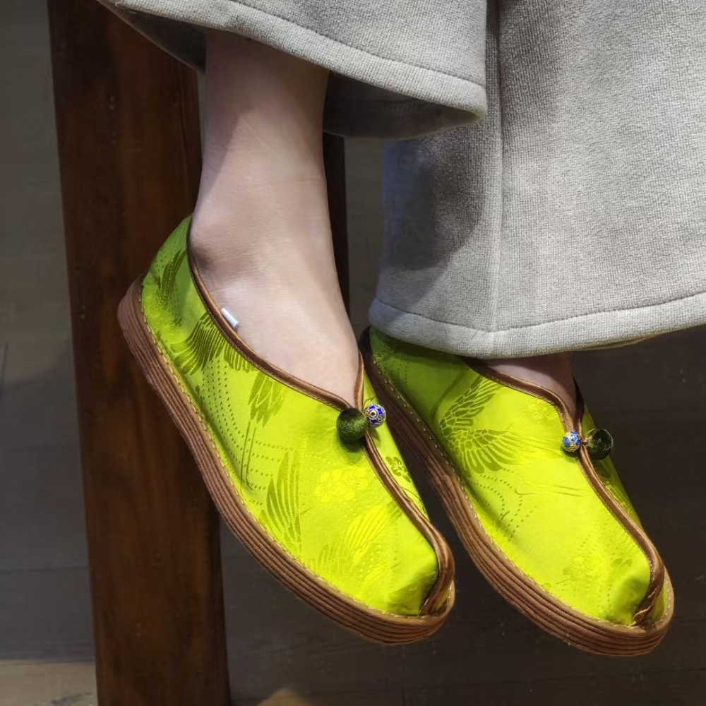 “Elysian Walkers” Thousand-Layer Sole Silk Shoes - Image 14