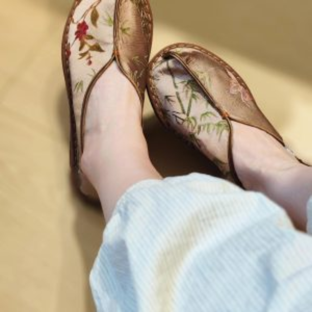 “Elysian Walkers” Thousand-Layer Sole Silk Shoes - Image 13