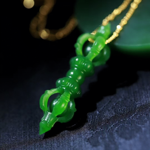 Handcrafted Green Nephrite Jade Vajra (金刚杵) - Image 5
