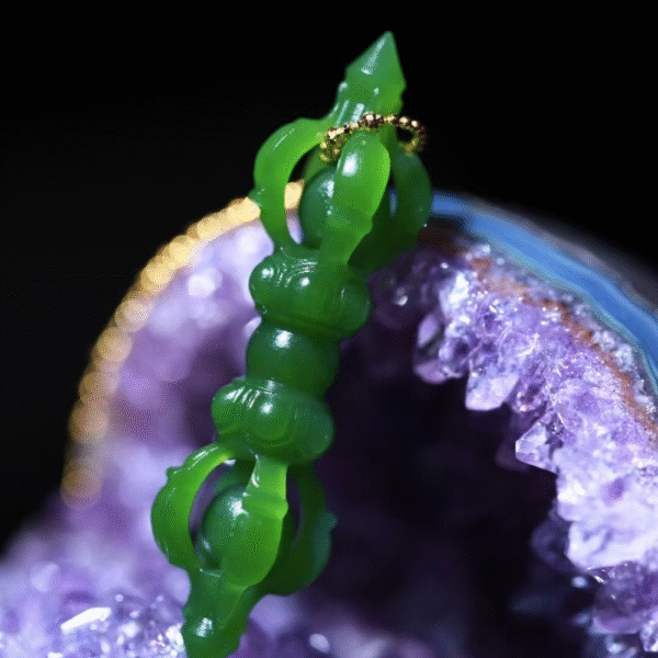 Handcrafted Green Nephrite Jade Vajra (金刚杵) - Image 3
