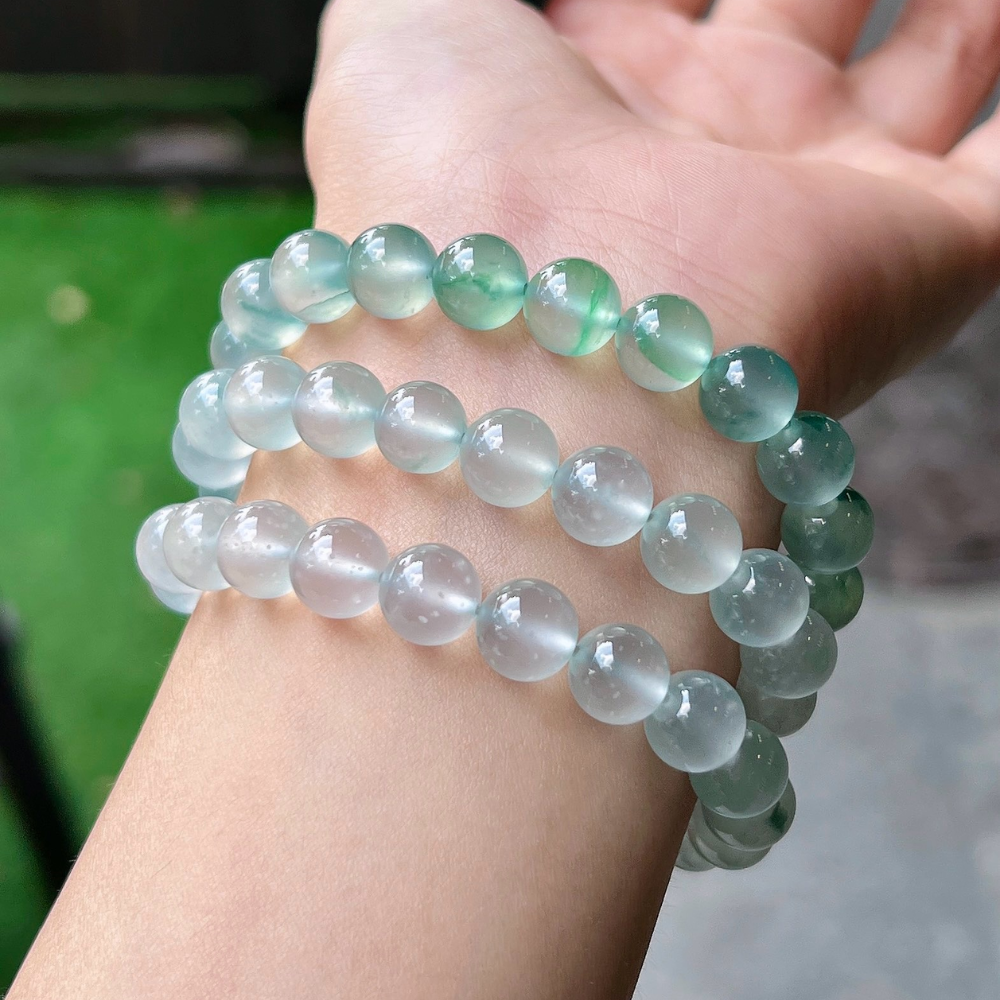 Icy Round Bead Jadeite Necklace - Image 3