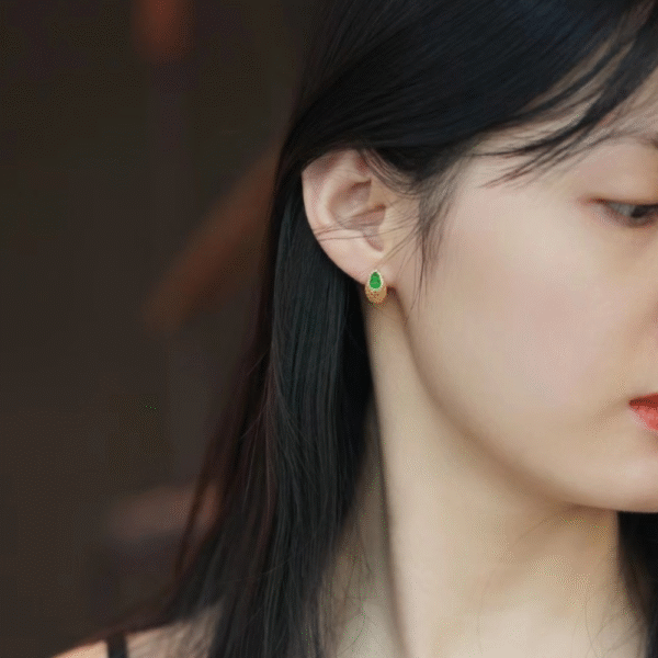 Lovely Gourd Jadeite Earrings - Image 5