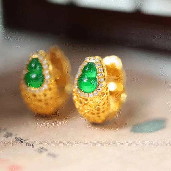 Lovely Gourd Jadeite Earrings