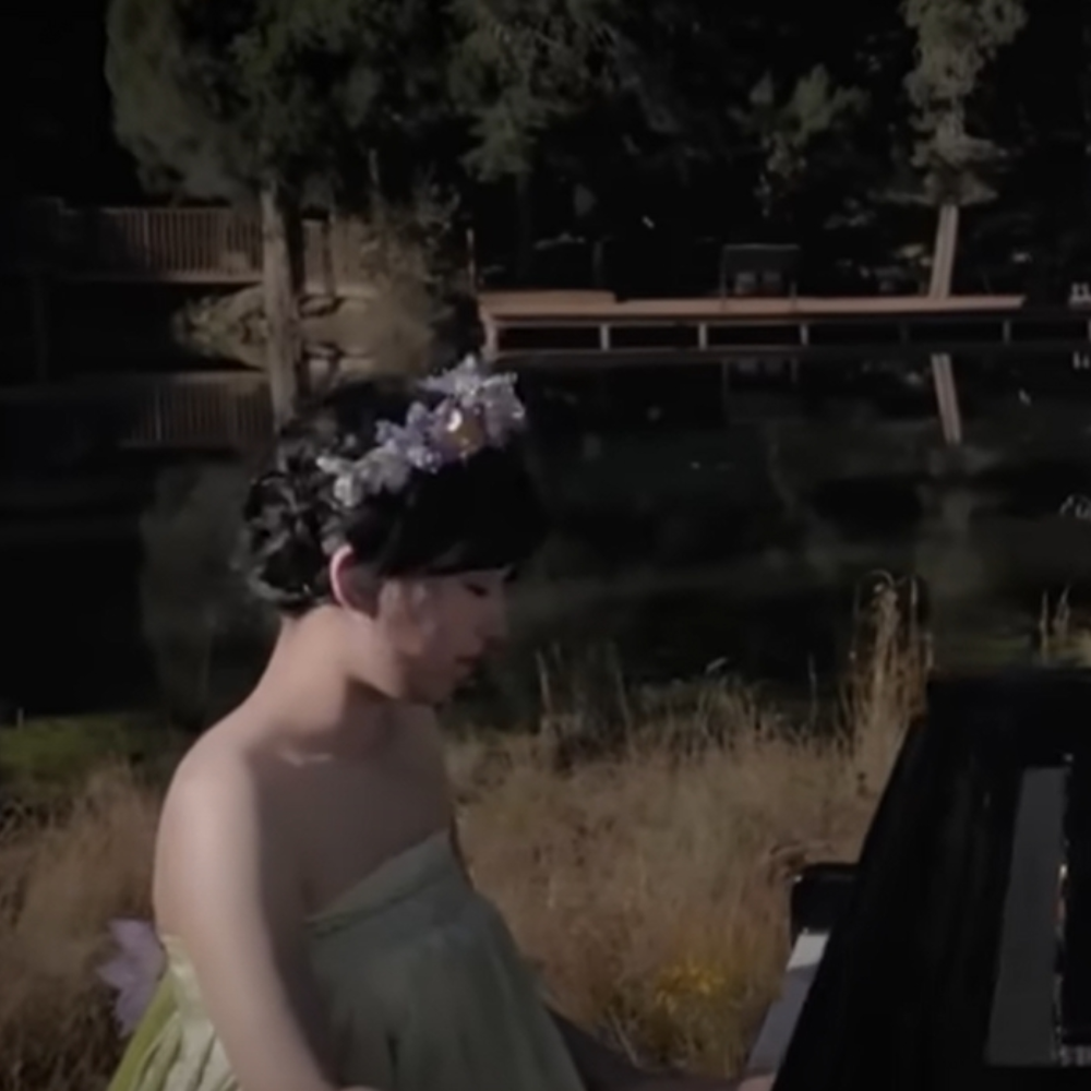 Róng Huā Silk Blossom Hair Crown - Image 6