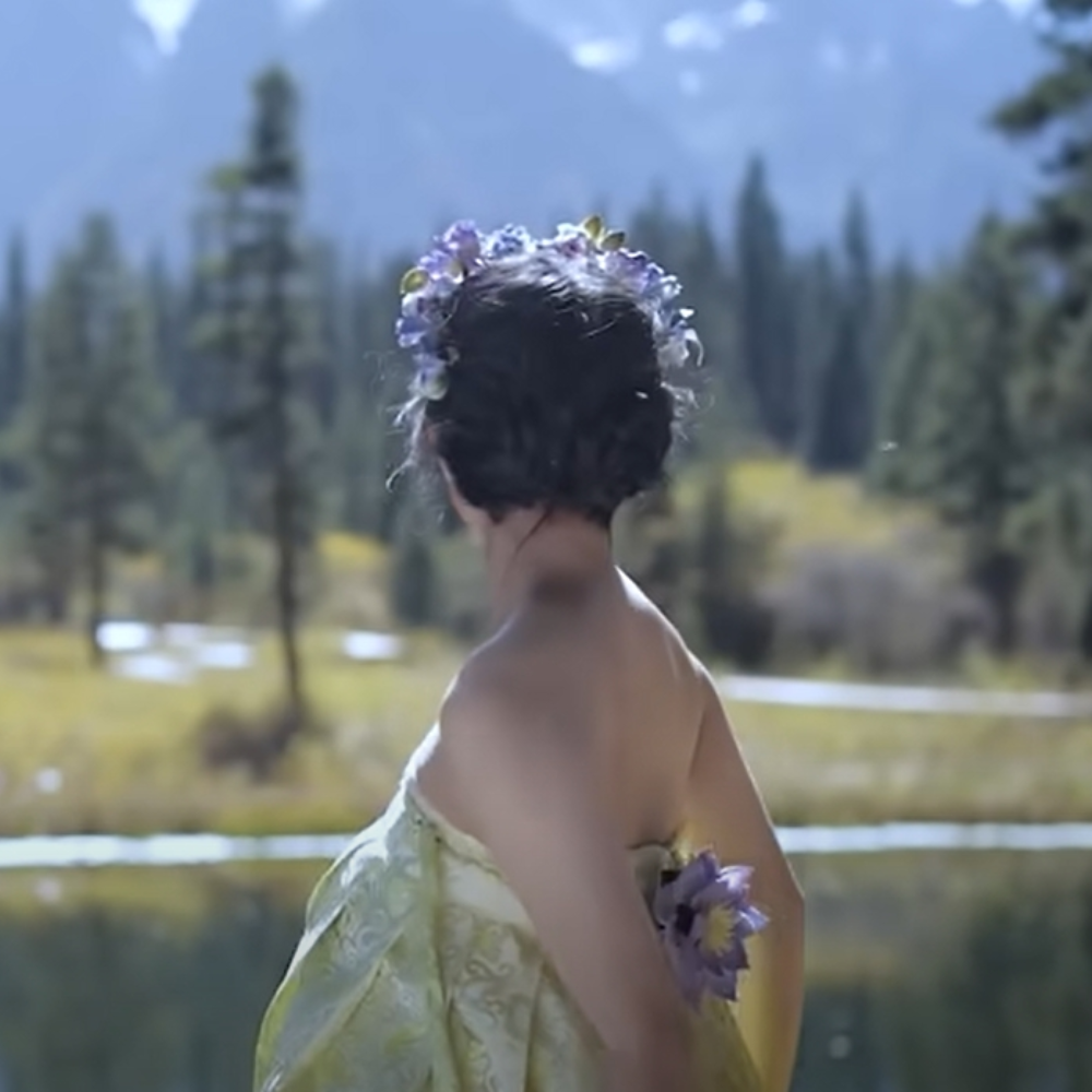 Róng Huā Silk Blossom Hair Crown - Image 5