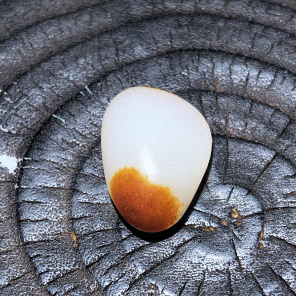 Top Collectible Lonely Stone with Red Skin – 3.1g - Image 3